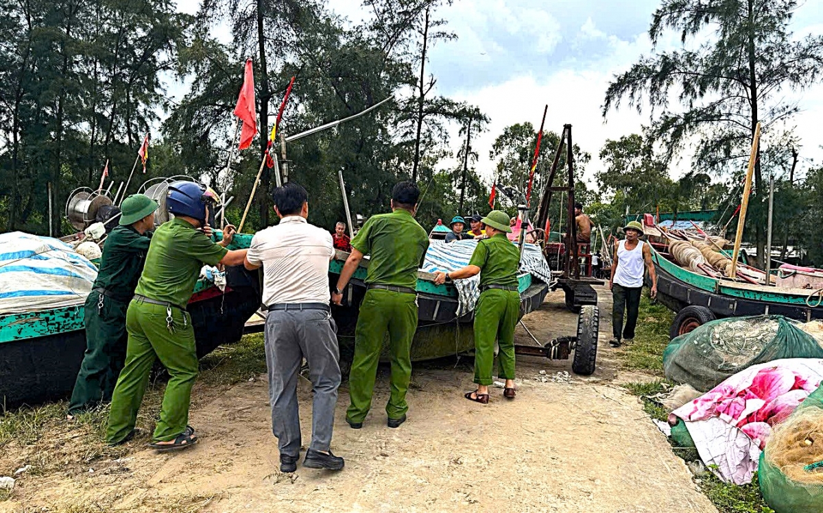 Hà Tĩnh dự kiến sơ tán dân từ 13h ngày 27/9 để ứng phó với bão số 10